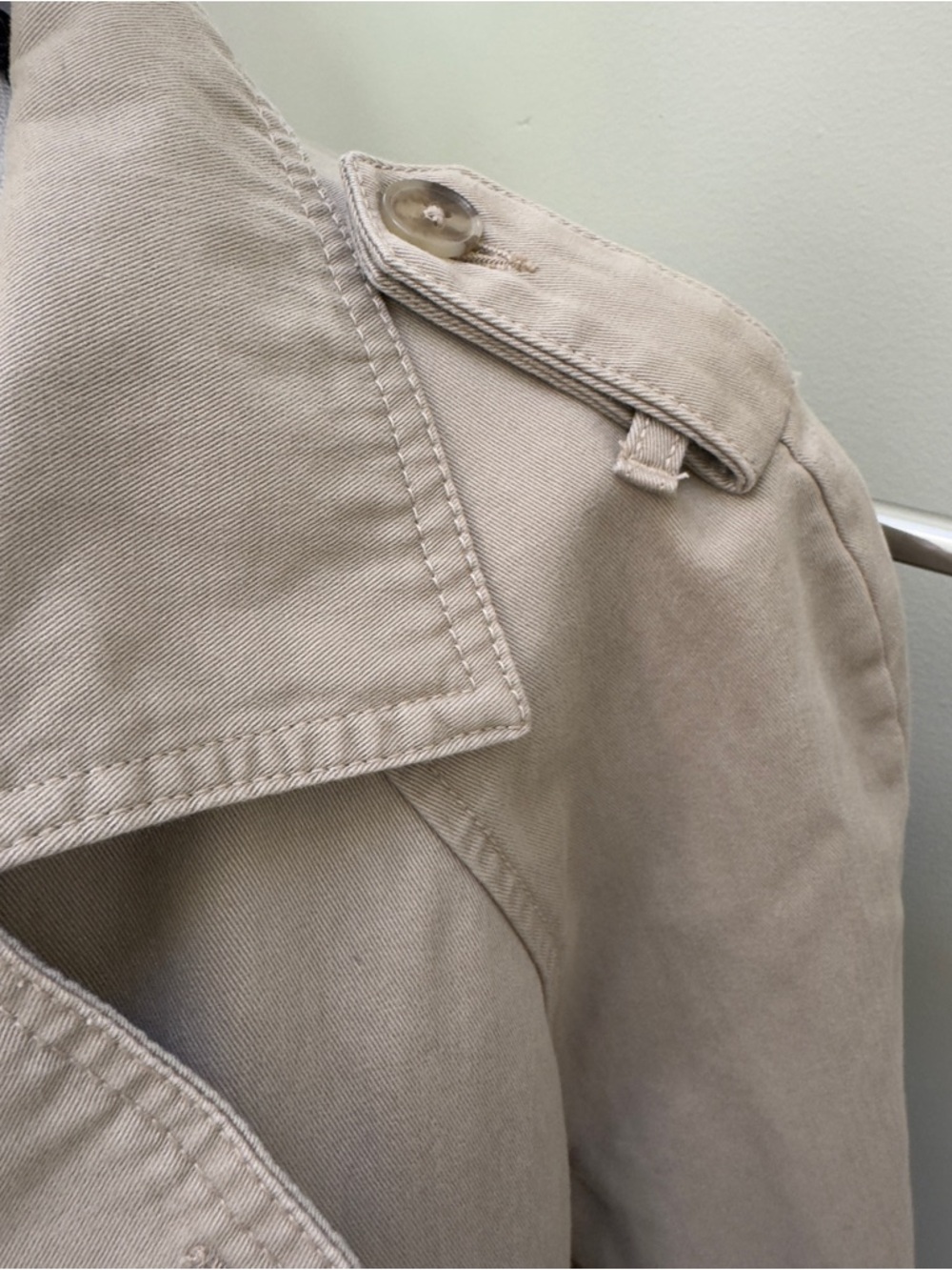 LOFT Classic Double-Breasted Khaki Trench/Utility jacket, size Medium - Picture 2 of 9